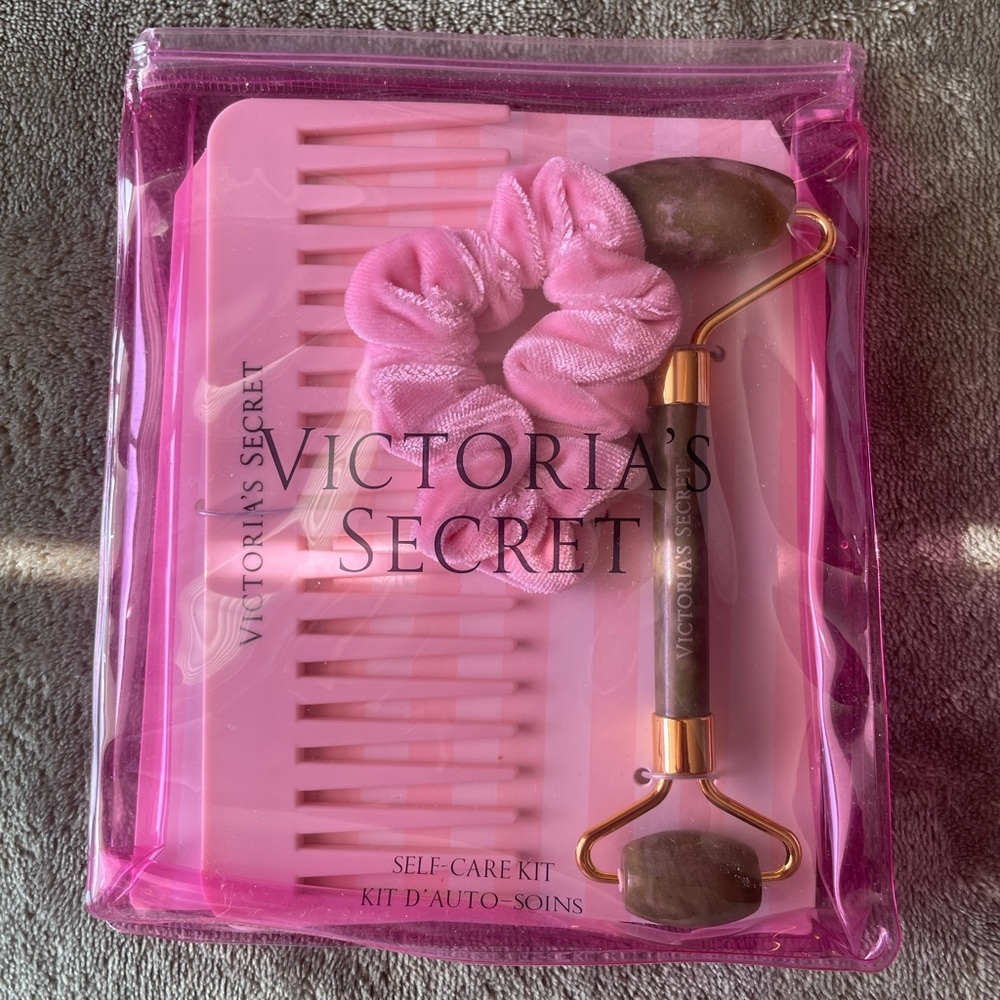 Victoria's Secret Pink Self-Care Set